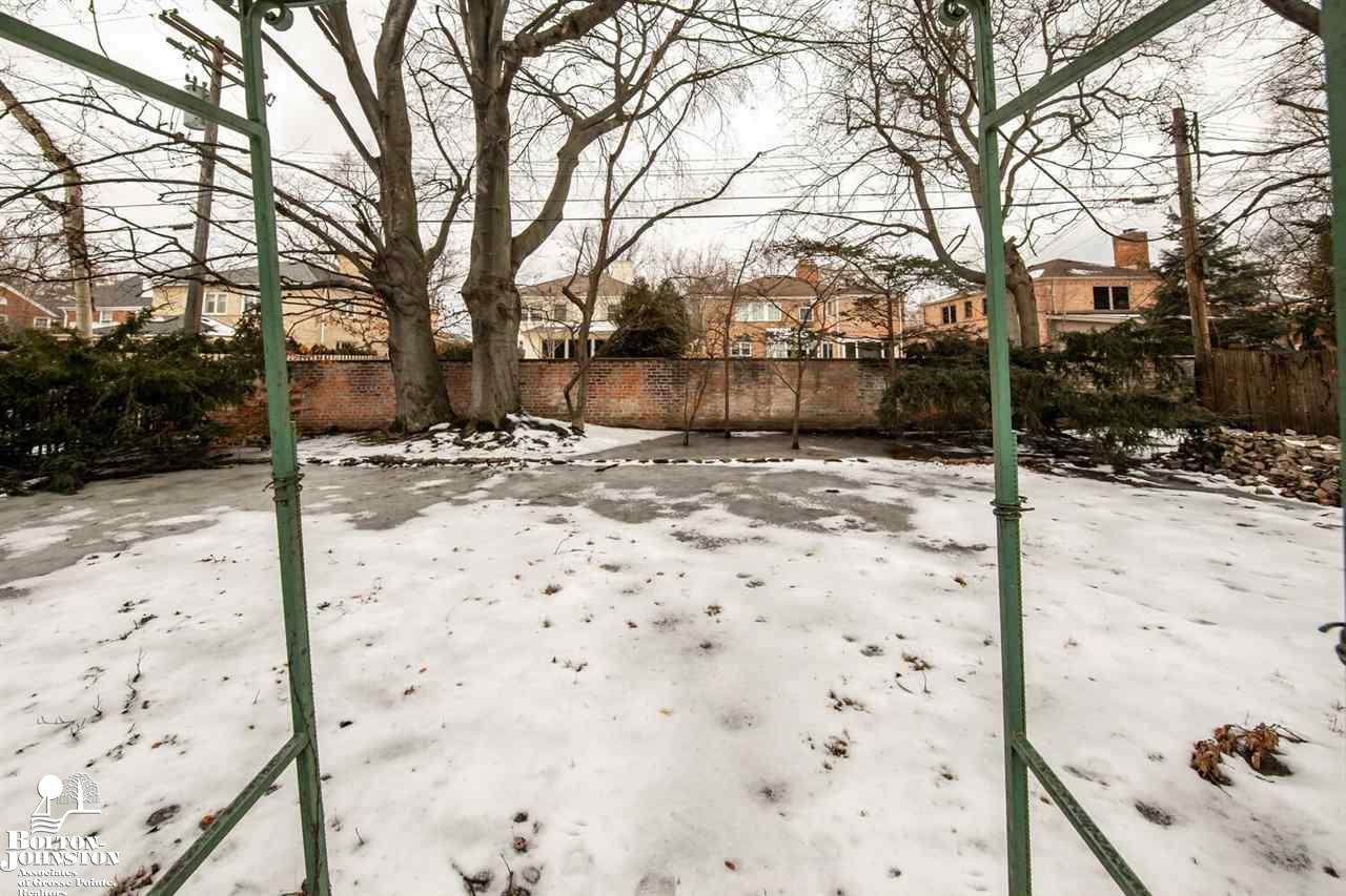 193 Ridge Road Grosse Pointe Farms, MI 48236 - Photo 48 of 60