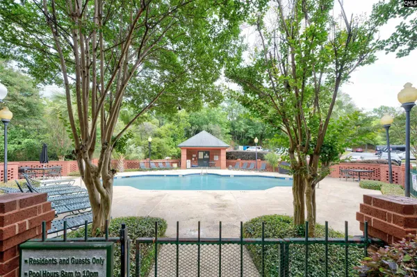 $2,300 | 900 Taylor Street, Unit 401, Columbia, SC 29201