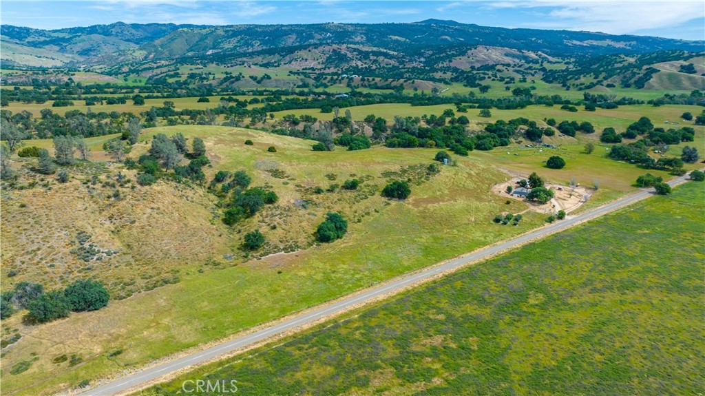 70331 Vineyard Canyon Road San Miguel, CA 93451 - Photo 13 of 41