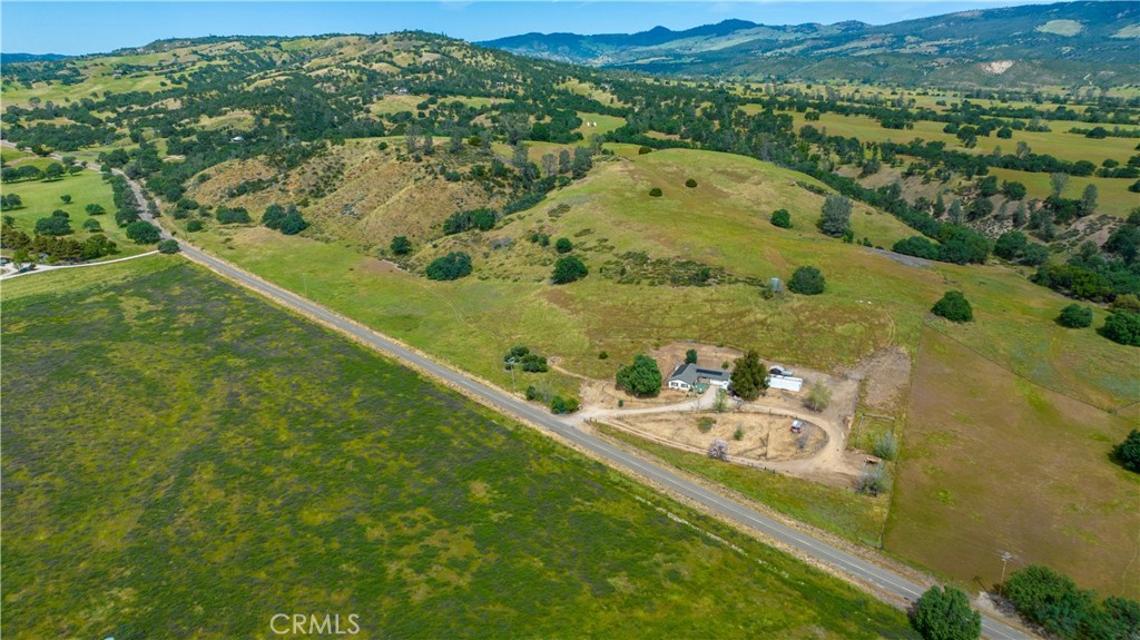 70331 Vineyard Canyon Road San Miguel, CA 93451 - Photo 9 of 41
