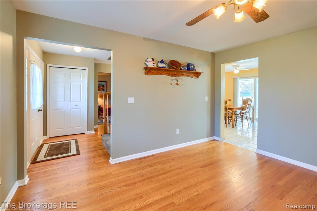 1060 East Cook Road Grand Blanc, MI 48439 - Photo 11 of 63