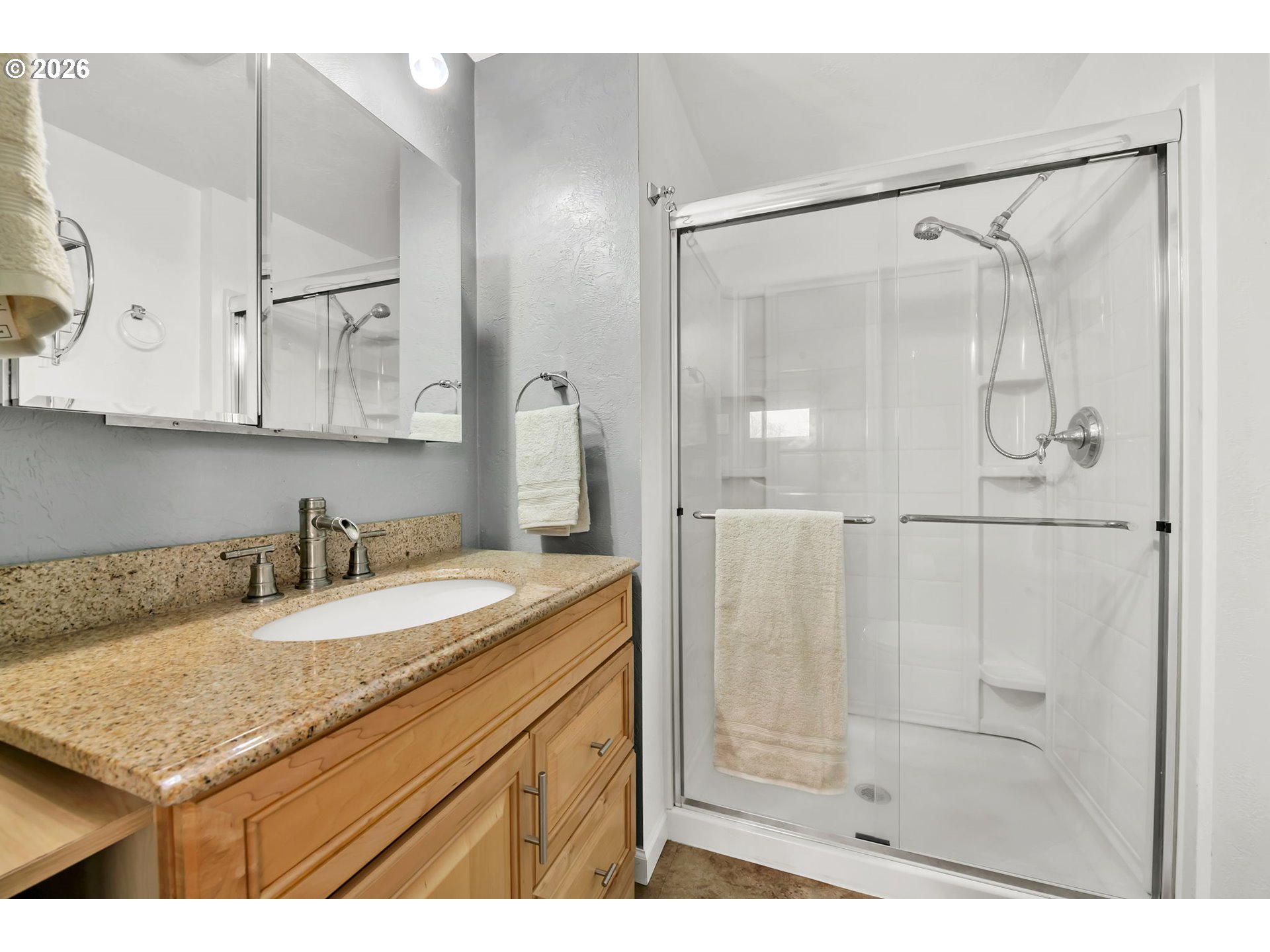 3579 Oxbow Way Eugene, OR 97401 - Photo 32 of 48 Bathroom, Attached