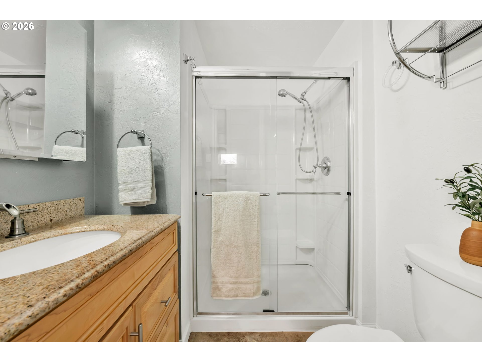 3579 Oxbow Way Eugene, OR 97401 - Photo 33 of 48 Bathroom, Attached