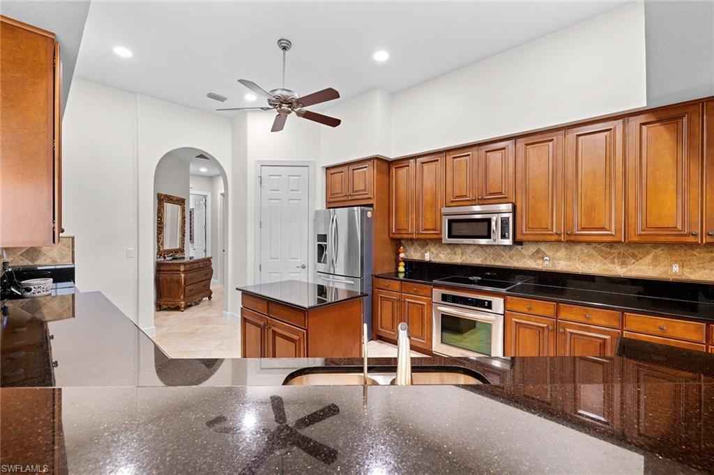 12137 Wicklow Lane Naples, FL 34120 - Photo 3 of 50