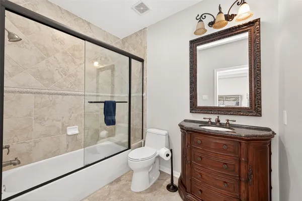 $795,000 | 71 Mill Point Place, The Woodlands, TX 77380