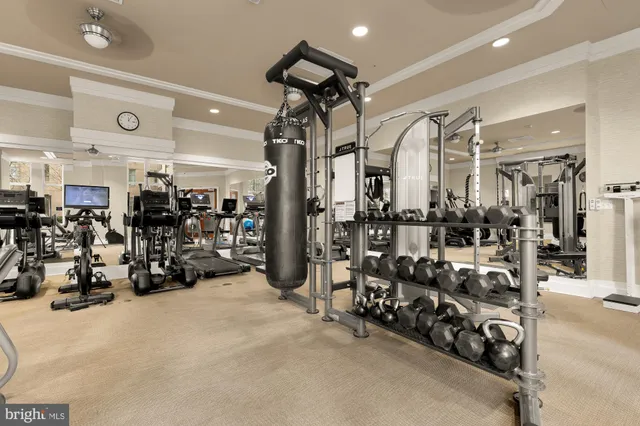 $425,000 | 8220 Crestwood Heights Drive, Unit 418, McLean, VA 22102