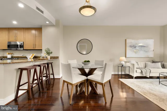 $425,000 | 8220 Crestwood Heights Drive, Unit 418, McLean, VA 22102