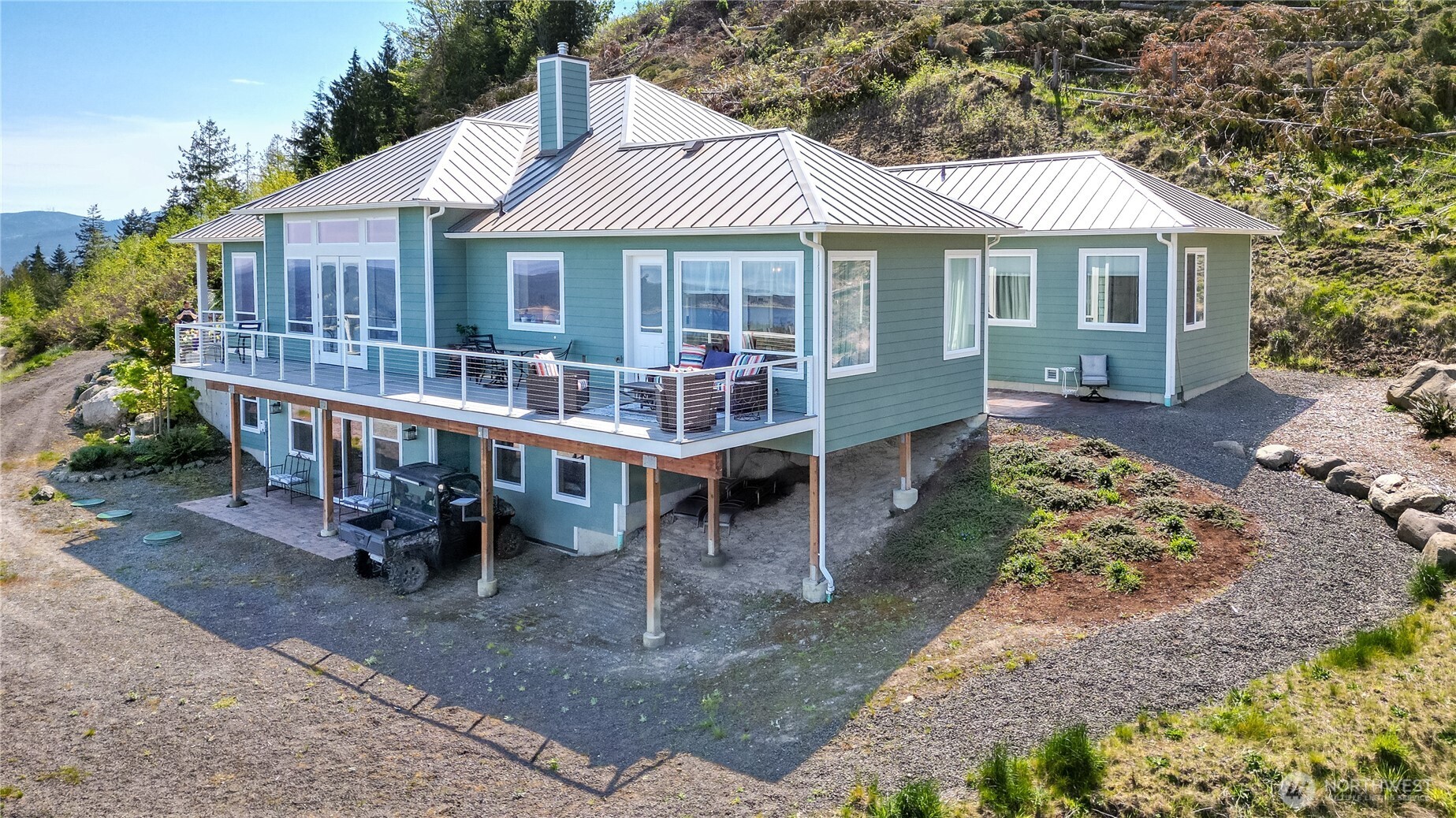 413 Mount Place Sequim, WA 98382 - Photo 2 of 40