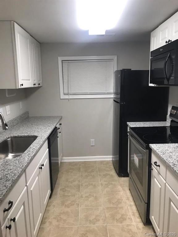 1161 Hensley Road Fort Mill, SC 29715 - Photo 2 of 7
