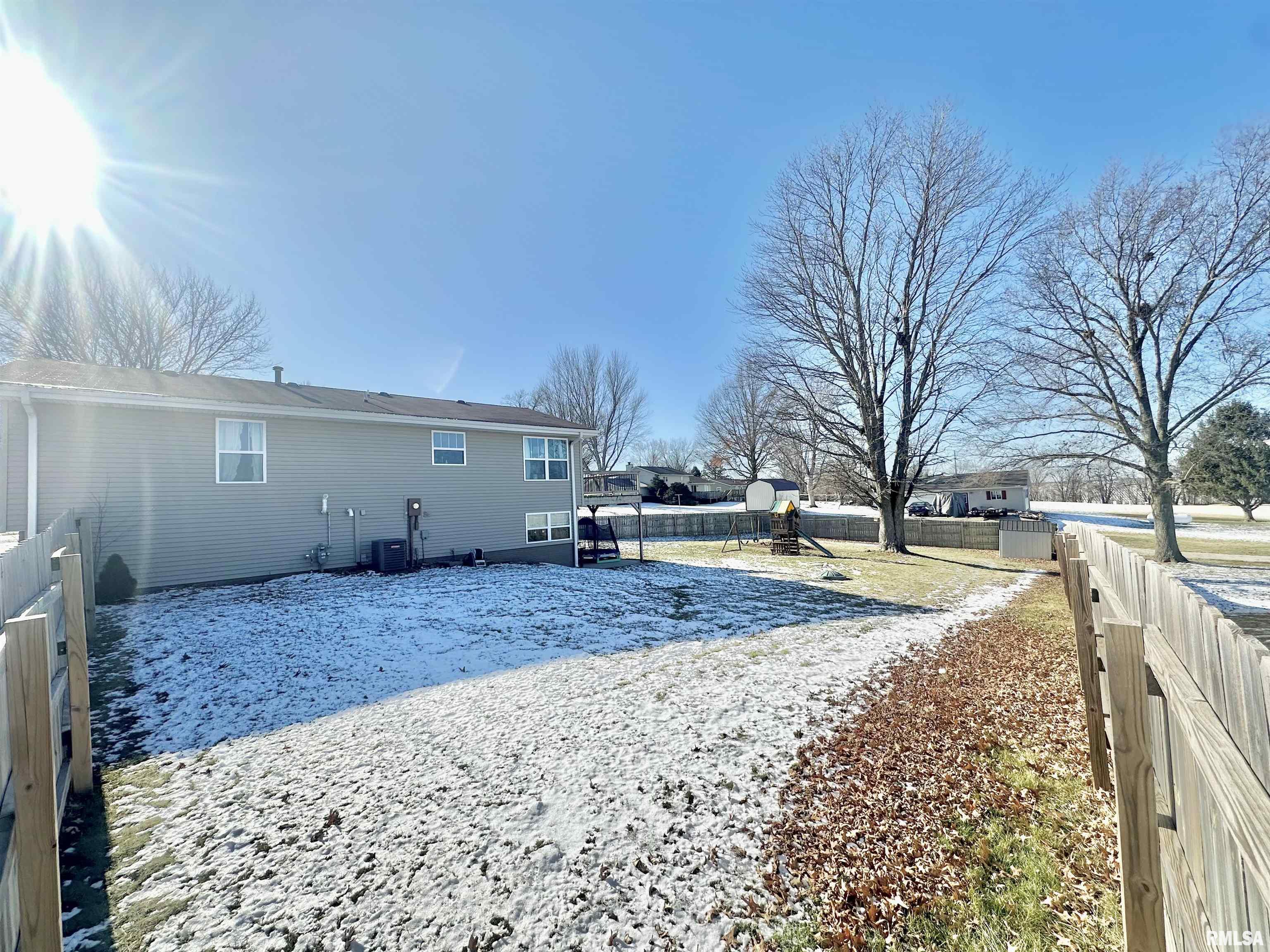 105 Sunshine Drive Rio, IL 61472 - Photo 13 of 71 Gallery Image 13