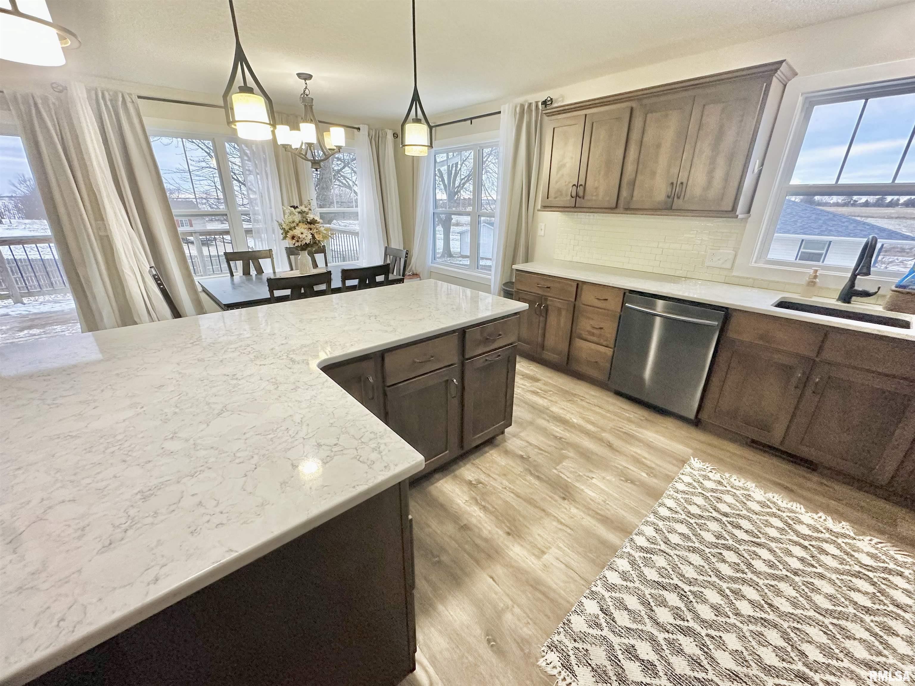 105 Sunshine Drive Rio, IL 61472 - Photo 22 of 71 Gallery Image 22
