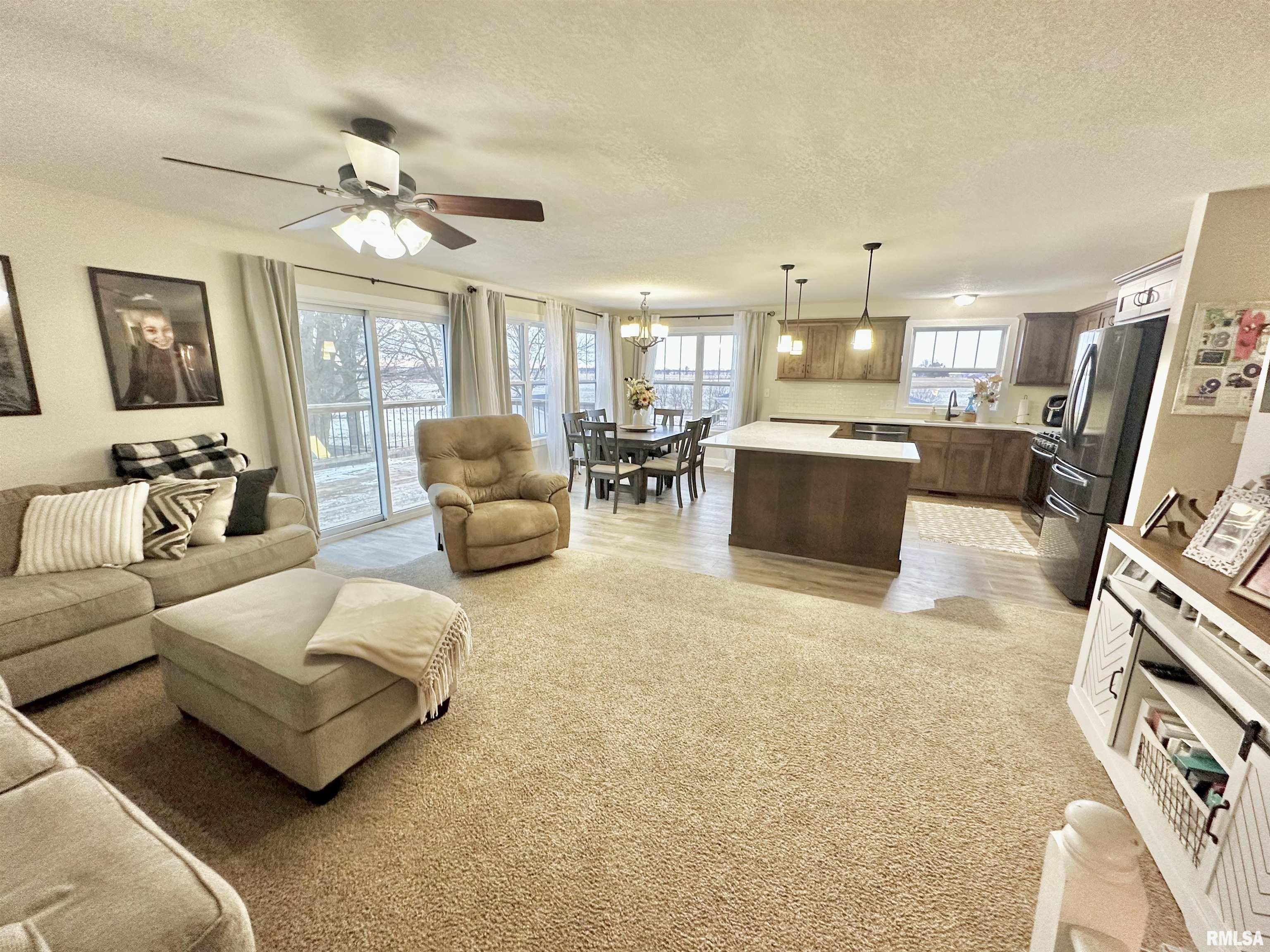 105 Sunshine Drive Rio, IL 61472 - Photo 27 of 71 Gallery Image 27