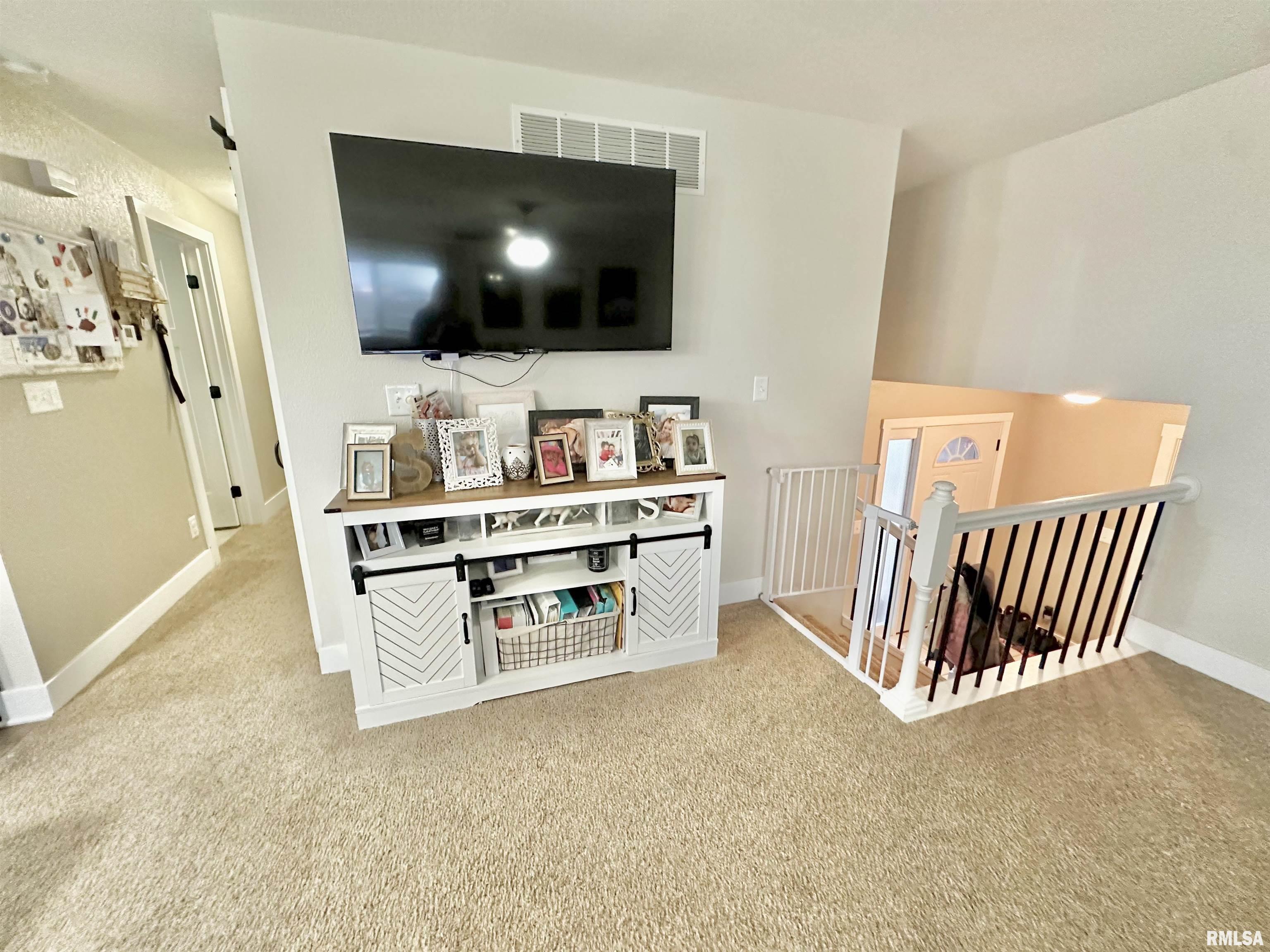105 Sunshine Drive Rio, IL 61472 - Photo 48 of 71 Gallery Image 48