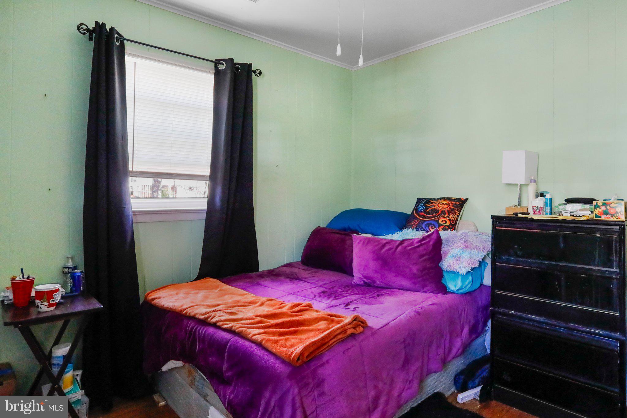7519 Alleghany Road Manassas, VA 20111 - Photo 15 of 35 1st Bedroom