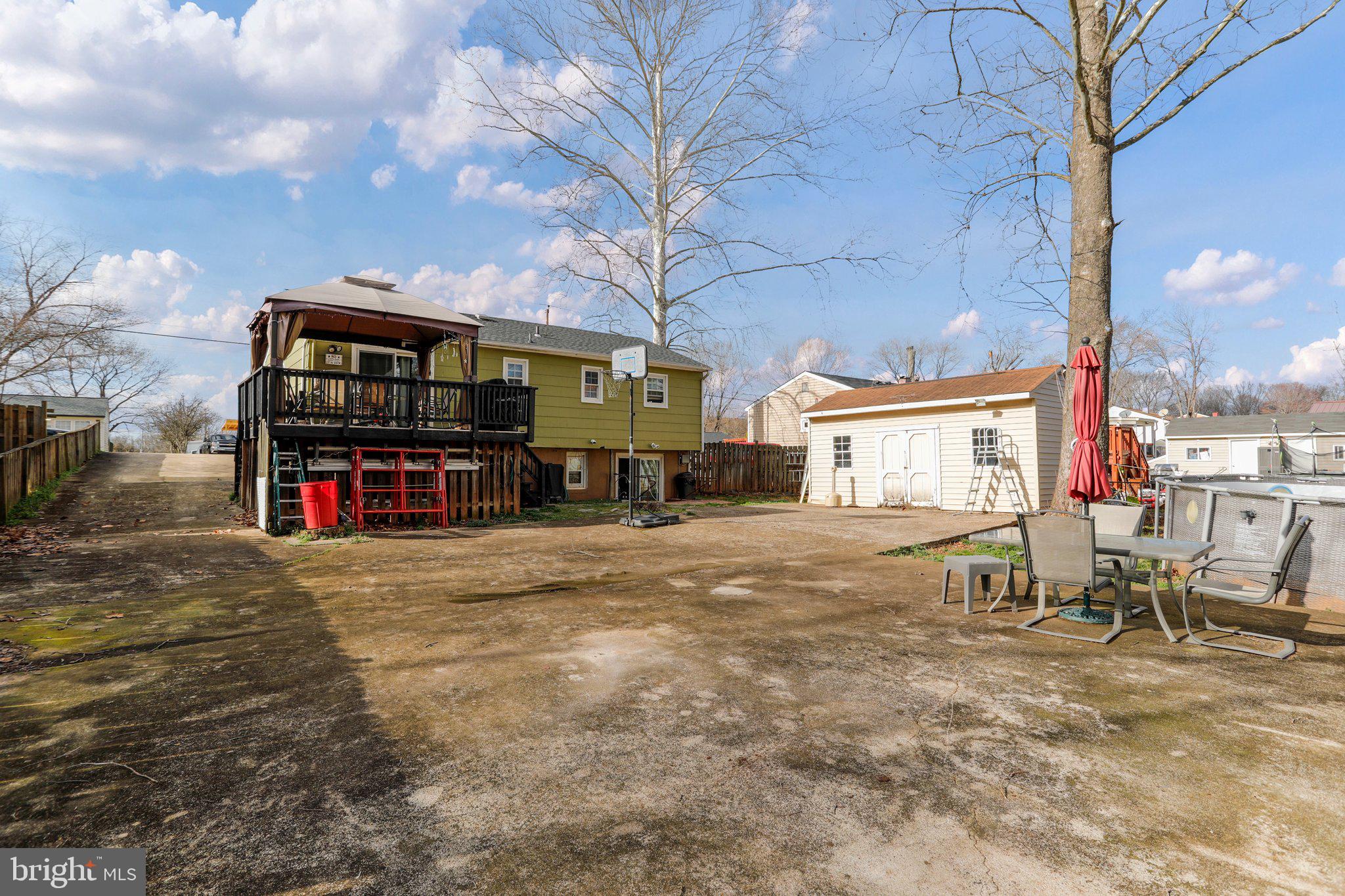 7519 Alleghany Road Manassas, VA 20111 - Photo 33 of 35 Exterior back