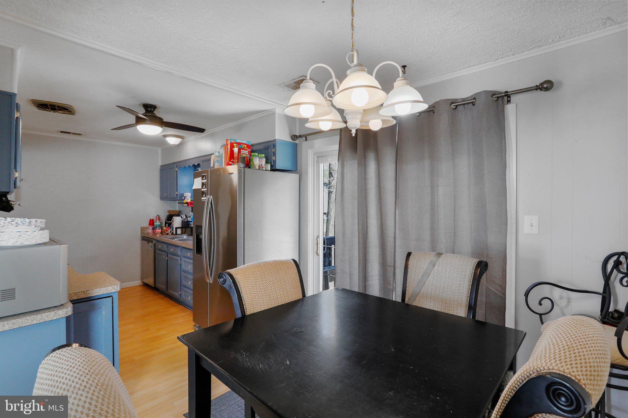 7519 Alleghany Road Manassas, VA 20111 - Photo 9 of 35 Dining Area off of Kitchen