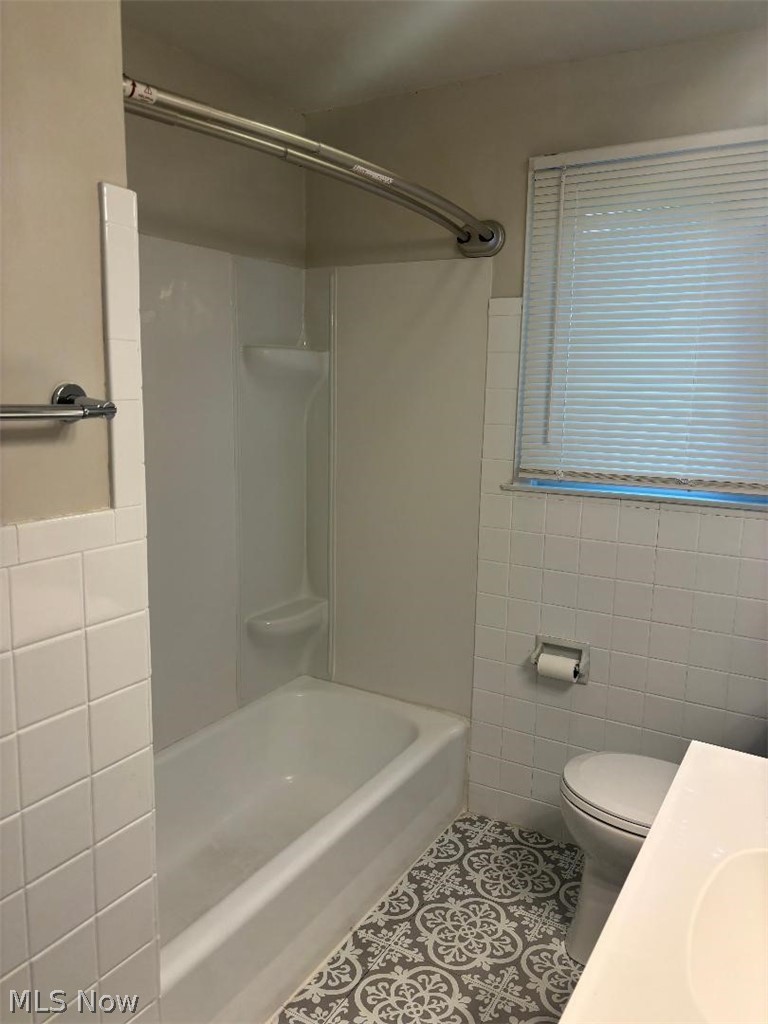 2715 Rexford Road Youngstown, OH 44511 - Photo 11 of 17