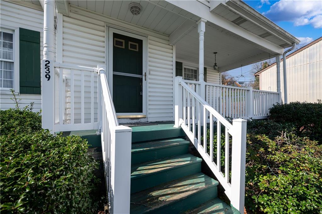 236 Alameda Road Butler, PA 16001 - Photo 4 of 36