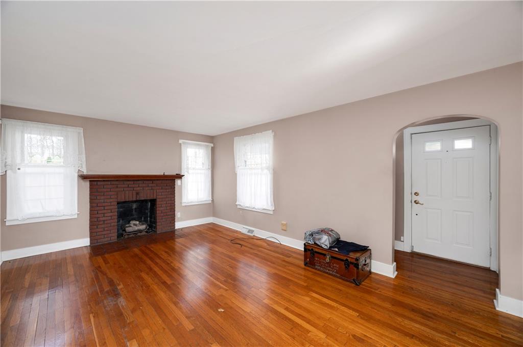 236 Alameda Road Butler, PA 16001 - Photo 7 of 36