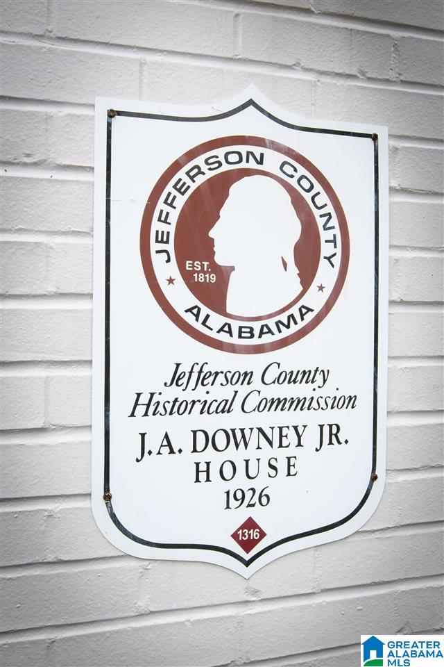 724 Linwood Road Birmingham, AL 35222 - Photo 3 of 38