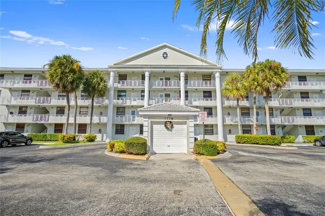 $2,950 | 1719 Whitehall Drive, Davie, FL 33324