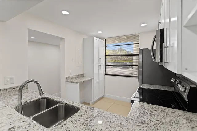 $2,650 | 1719 Whitehall Drive, Unit 104, Davie, FL 33324