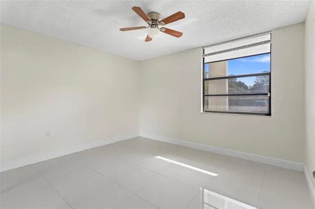 $2,950 | 1719 Whitehall Drive, Davie, FL 33324