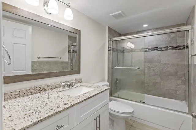 $2,950 | 1719 Whitehall Drive, Davie, FL 33324