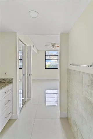 $2,950 | 1719 Whitehall Drive, Davie, FL 33324