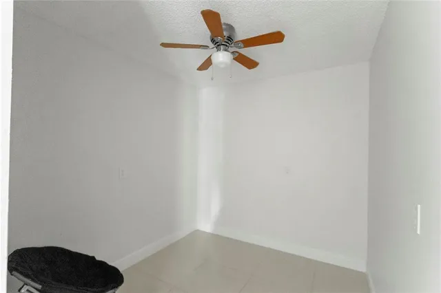 $2,950 | 1719 Whitehall Drive, Davie, FL 33324