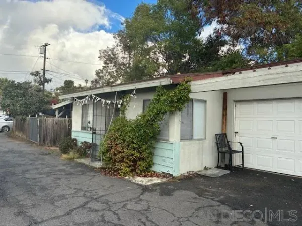 $875,000 | 543-545 Kleaveland Place, Vista, CA 92084