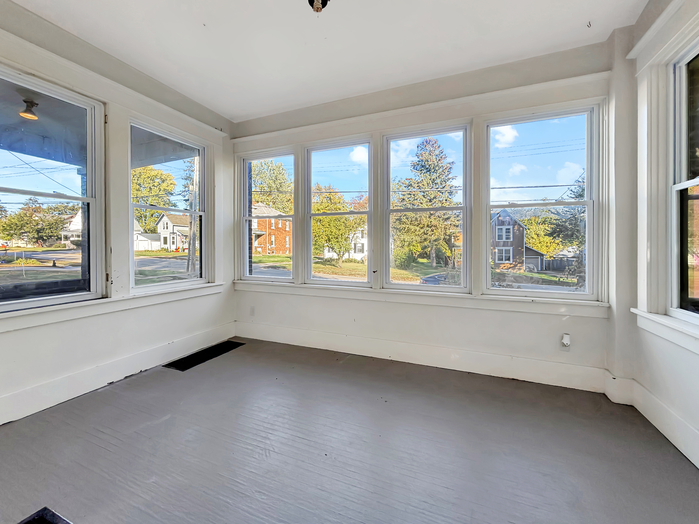 1468 South Float Avenue Freeport, IL 61032 - Photo 13 of 14 a view of an empty room with a window