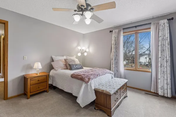 $550,000 | 4159 Pennsylvania Avenue, Eagan, MN 55123