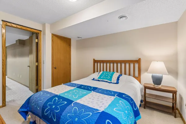 $550,000 | 4159 Pennsylvania Avenue, Eagan, MN 55123