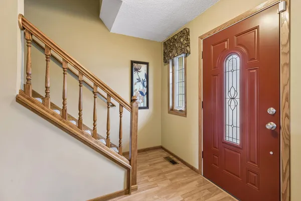 $550,000 | 4159 Pennsylvania Avenue, Eagan, MN 55123