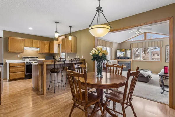 $550,000 | 4159 Pennsylvania Avenue, Eagan, MN 55123