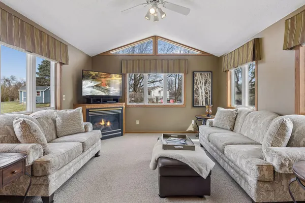 $550,000 | 4159 Pennsylvania Avenue, Eagan, MN 55123