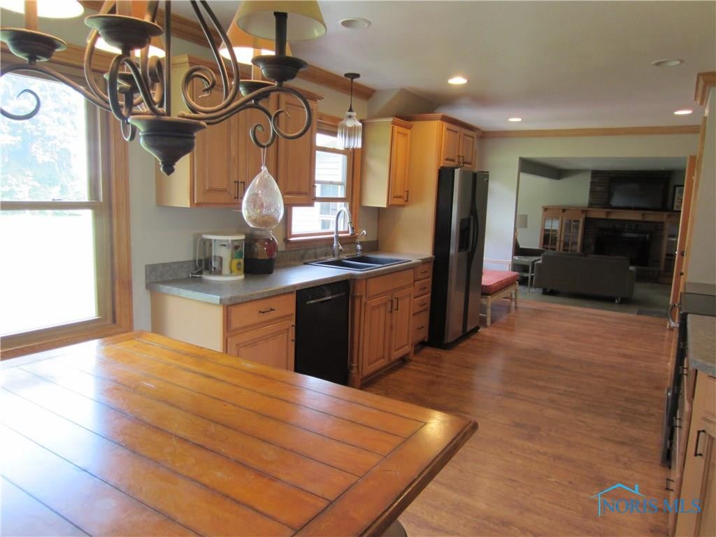 19698 Poe Road Weston, OH 43569 - Photo 8 of 34 Gallery Image 8