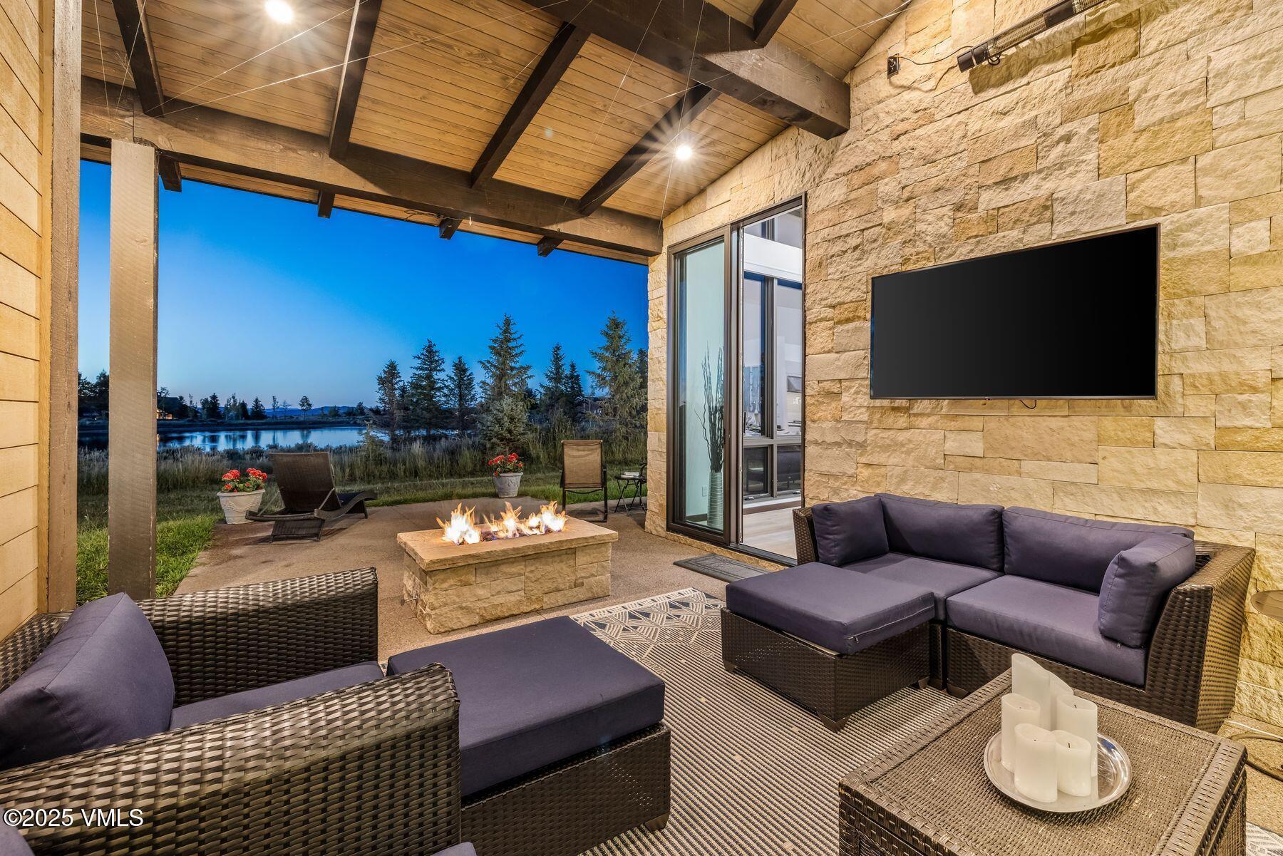 31 Taylor Creek Court Edwards, CO 81632 - Photo 10 of 45 Patio