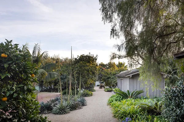 $18,950,000 | 4295 Marina Drive, Santa Barbara, CA 93110