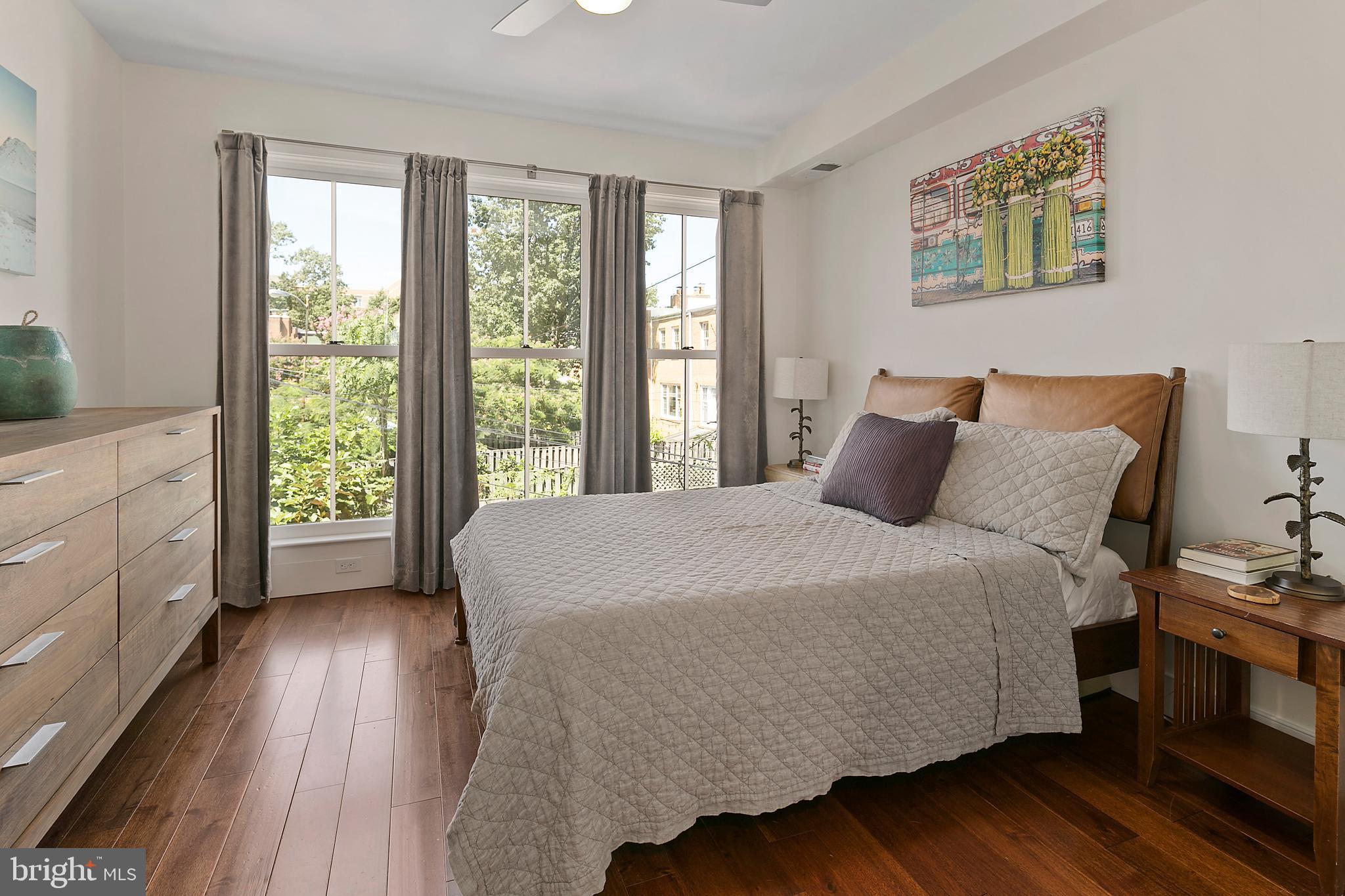 305 9th Street Southeast Washington, DC 20003 - Photo 19 of 35