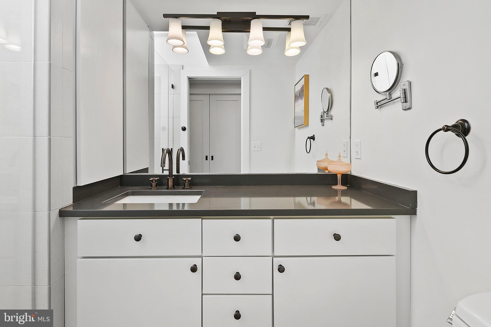 305 9th Street Southeast Washington, DC 20003 - Photo 22 of 35