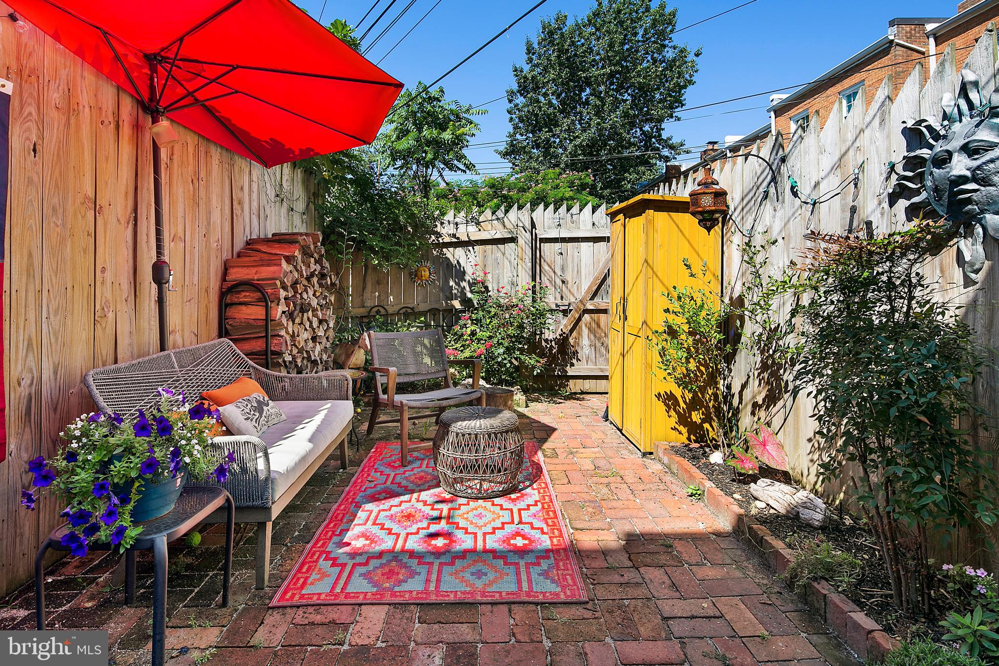 305 9th Street Southeast Washington, DC 20003 - Photo 31 of 35