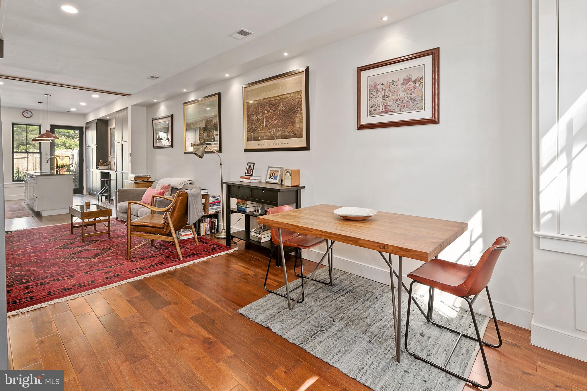 305 9th Street Southeast Washington, DC 20003 - Photo 6 of 35