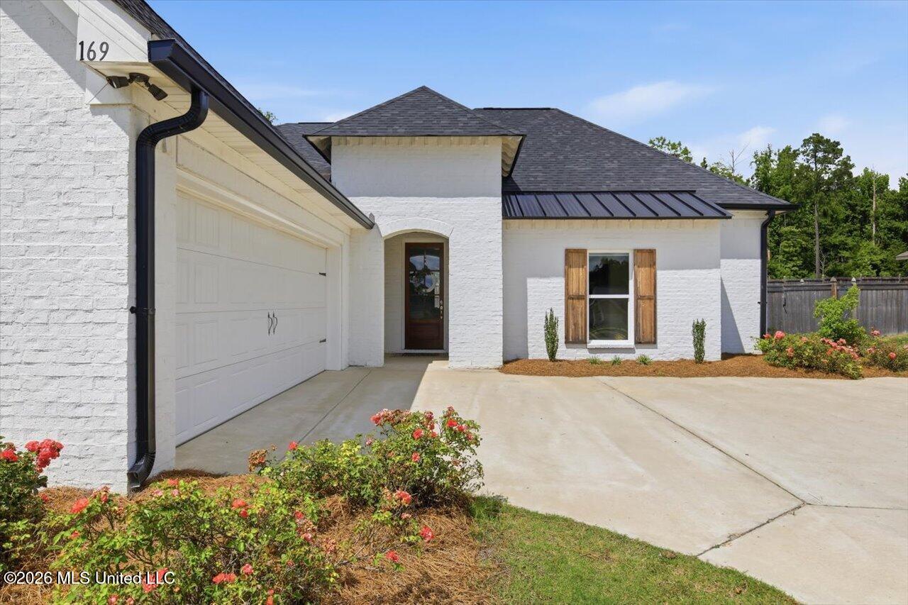 169 Cornerstone Drive Brandon, MS 39042 - Photo 3 of 41 04-169 Cornerstone Dr _ Hometoursms.com