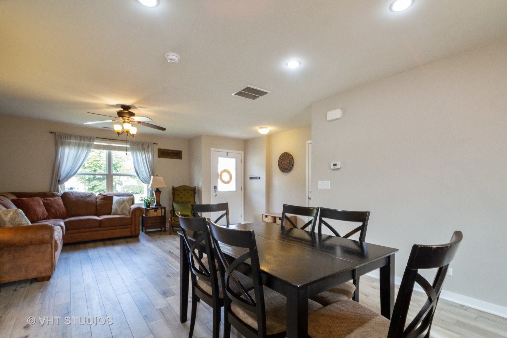 1832 Butterfield Road Woodstock, IL 60098 - Photo 4 of 15