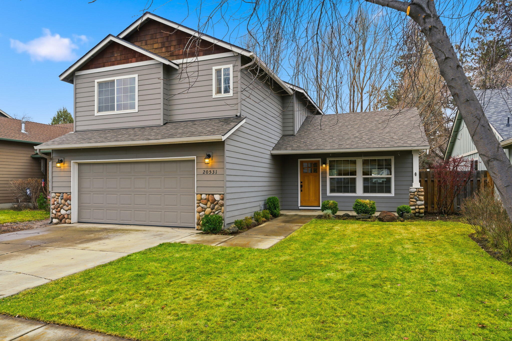 20531 Rolen Avenue Bend, OR 97702 - Photo 1 of 26 01