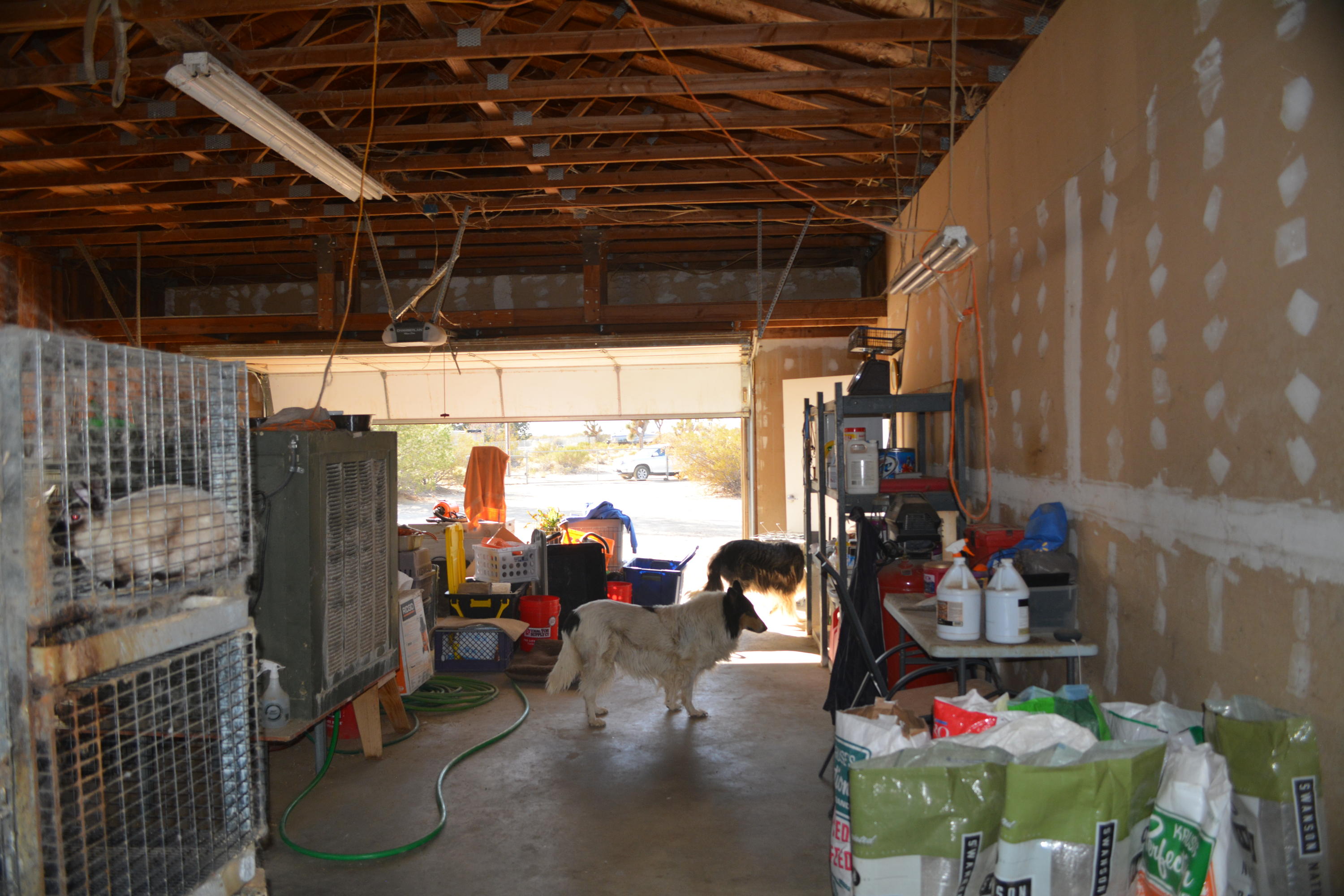 4780 Montiverde Road Mojave, CA 93501 - Photo 13 of 52 a view of a garage with stuff