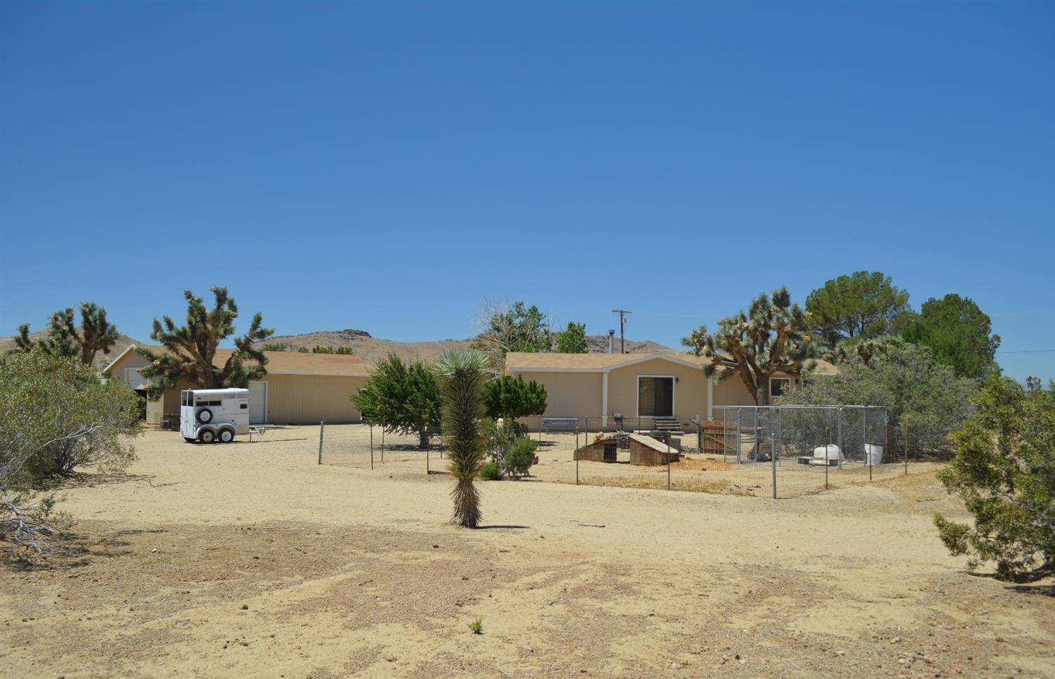 4780 Montiverde Road Mojave, CA 93501 - Photo 42 of 52 a view of a house with a snow yard
