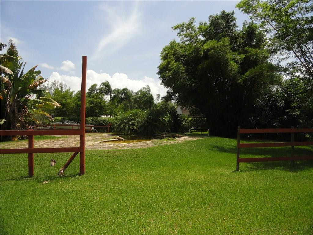 17950 Southwest 55th Street Southwest Ranches, FL 33331 - Photo 25 of 31 a view of park with stairs